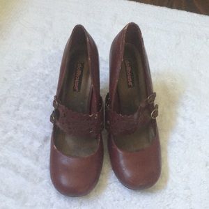 Red Strap Size 9 heels